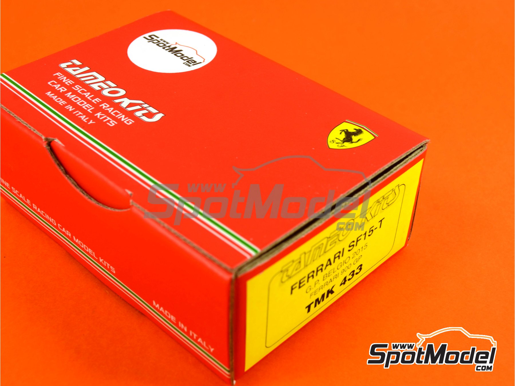Tameo Kits TMK433: Car scale model kit 1/43 scale - Ferrari SF15-T